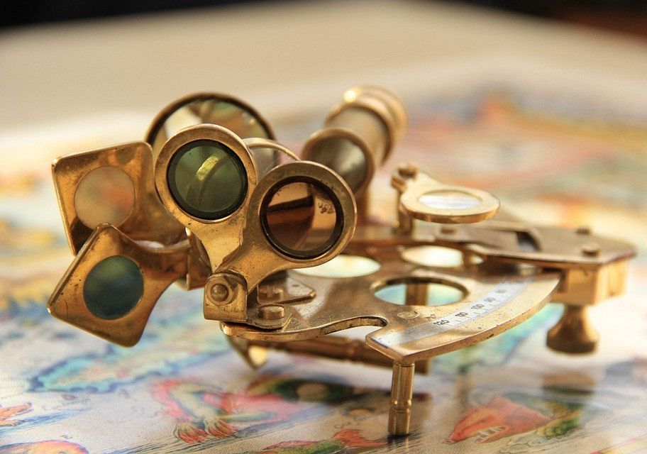 Interdyscyplinarne zabawy nawigacyjne na mapie