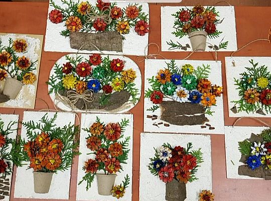 Warsztaty pn. ,,Rękodzieło z szyszek”