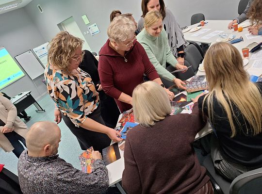 Sieć współpracy i samokształcenia nauczycieli i dyrektorów szkół: Psychospołeczne funkcjonowanie ucznia zdolnego w środowisku edukacyjnym