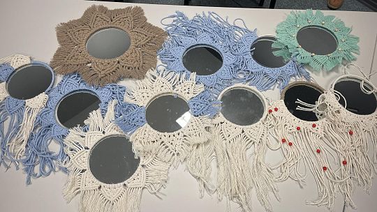 Warsztaty pn. „Rękodzieło ludowe jako forma terapii zajęciowej: tworzenie projektów z makramy”