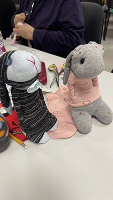 Kreatywne szycie ze skarpet – warsztaty rękodzielnicze dla nauczycieli