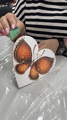 Serce pełne miłości – warsztaty decoupage z okazji Dnia Mamy